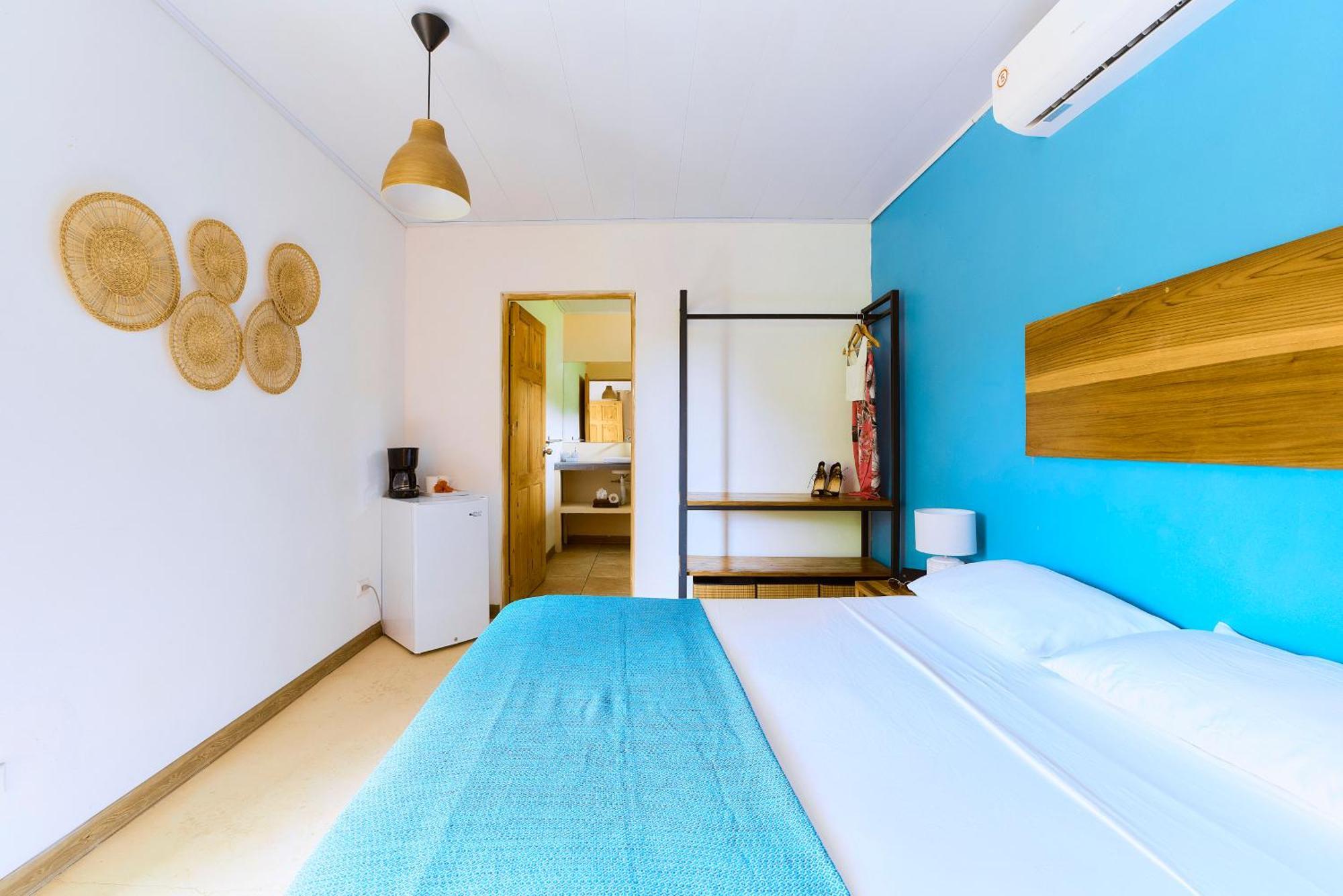 La Tica Y La Gata Hotel Puerto Viejo de Talamanca Ngoại thất bức ảnh