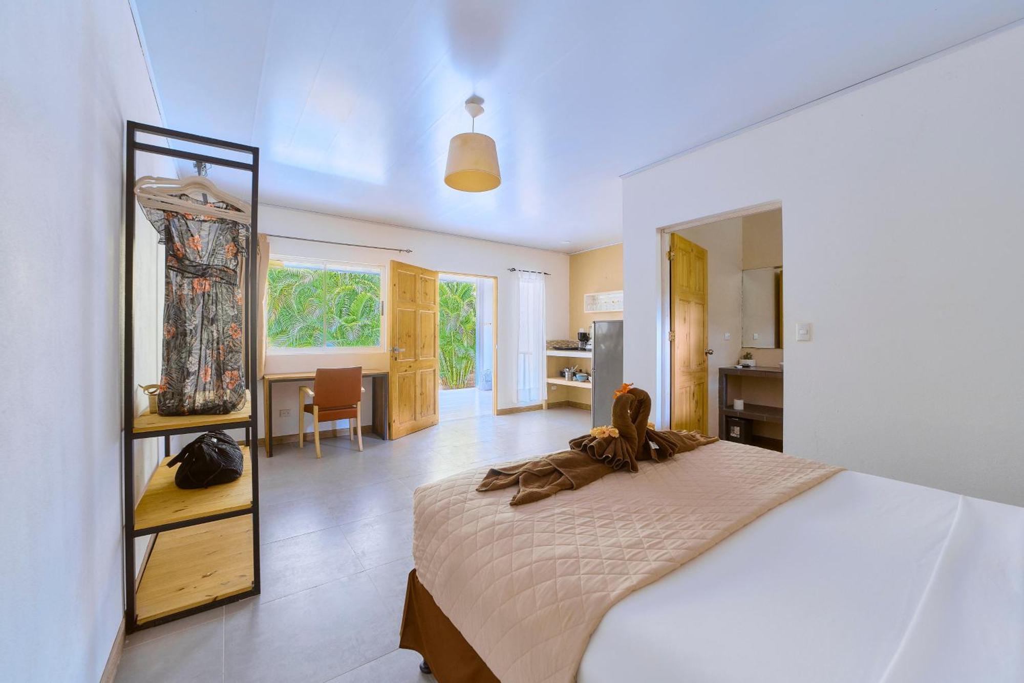 La Tica Y La Gata Hotel Puerto Viejo de Talamanca Ngoại thất bức ảnh